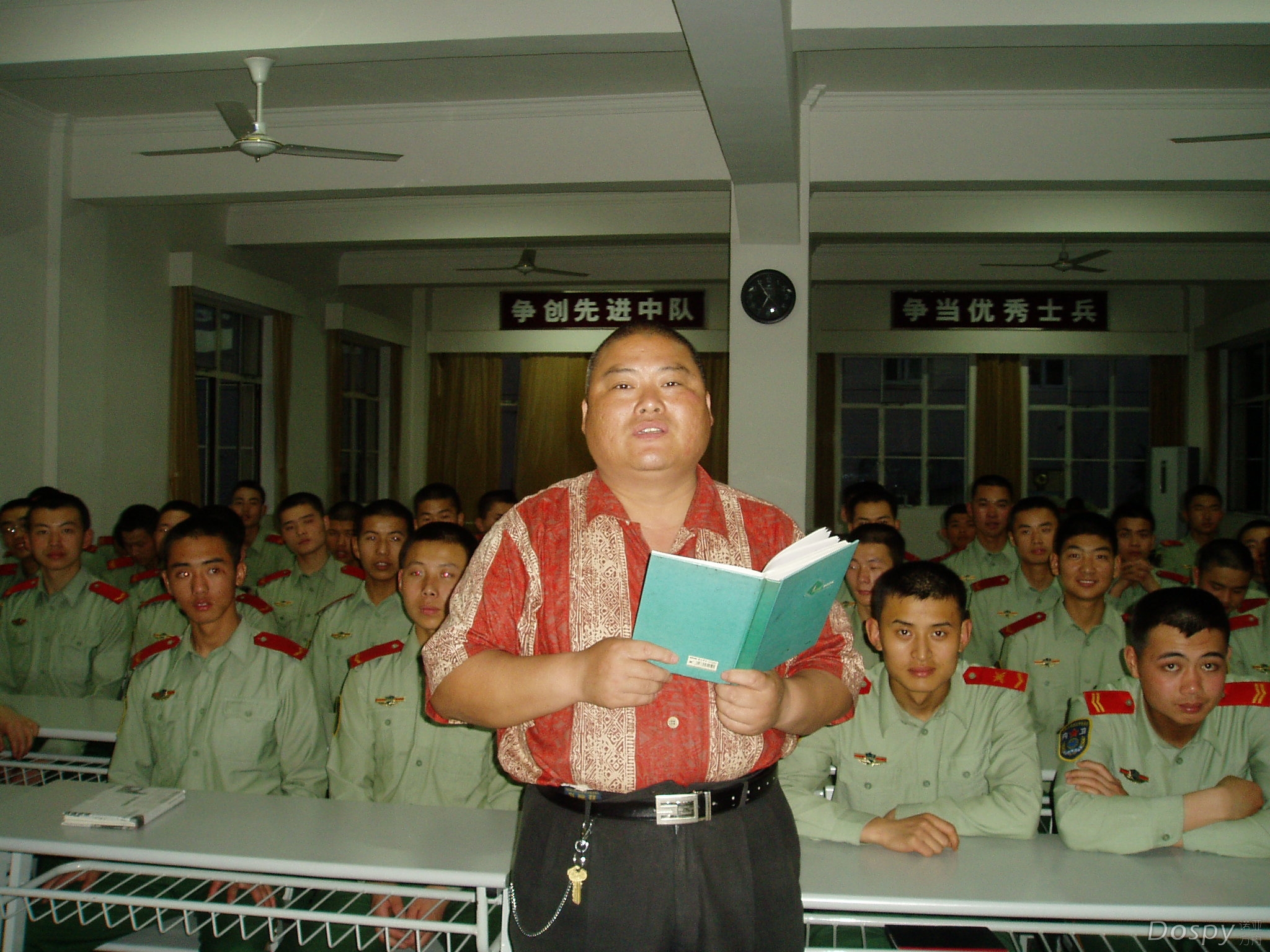 百度胖老师吧上海市公 安局轨道交通分局石宇玉老师求救 微信抖音快手百度**百科图片视频知道搜索上海胖老师 ...