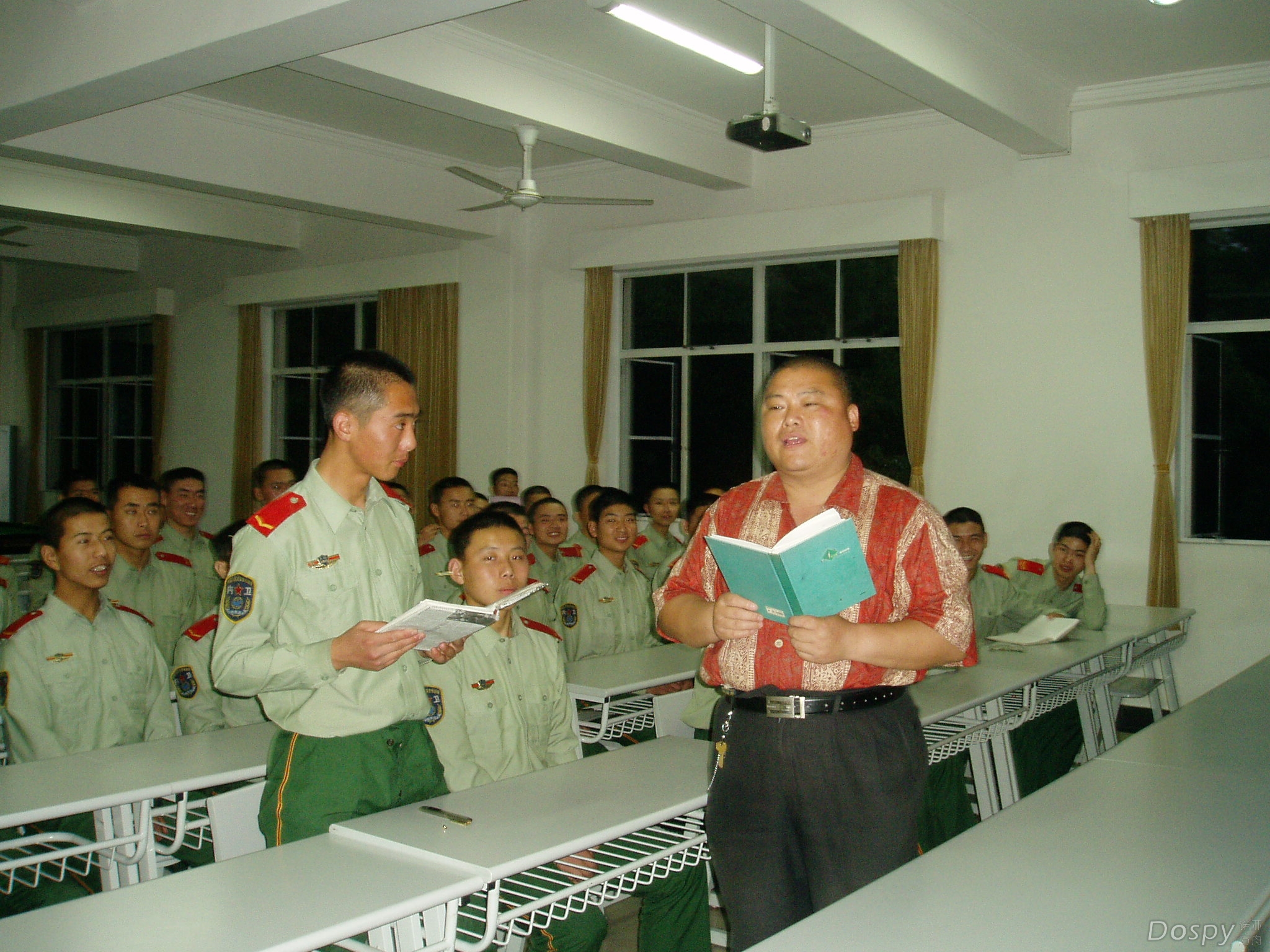 百度胖老师吧上海市公 安局轨道交通分局石宇玉老师求救 微信抖音快手百度**百科图片视频知道搜索上海胖老师 ...